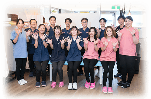 スタッフ集合写真